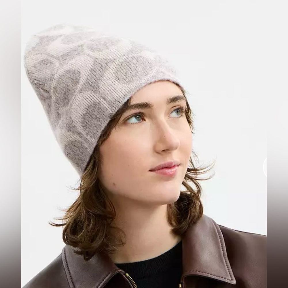 NWT - COACH Beanie - Grey Birch - Wool Knit Winter Hat Beanie Luxury Trend * NEW - Picture 4 of 5